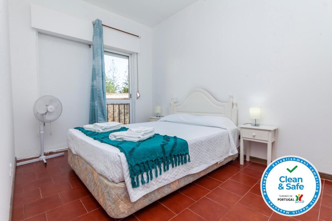 E - Local Da Trindade Guesthouse Lagos Room photo