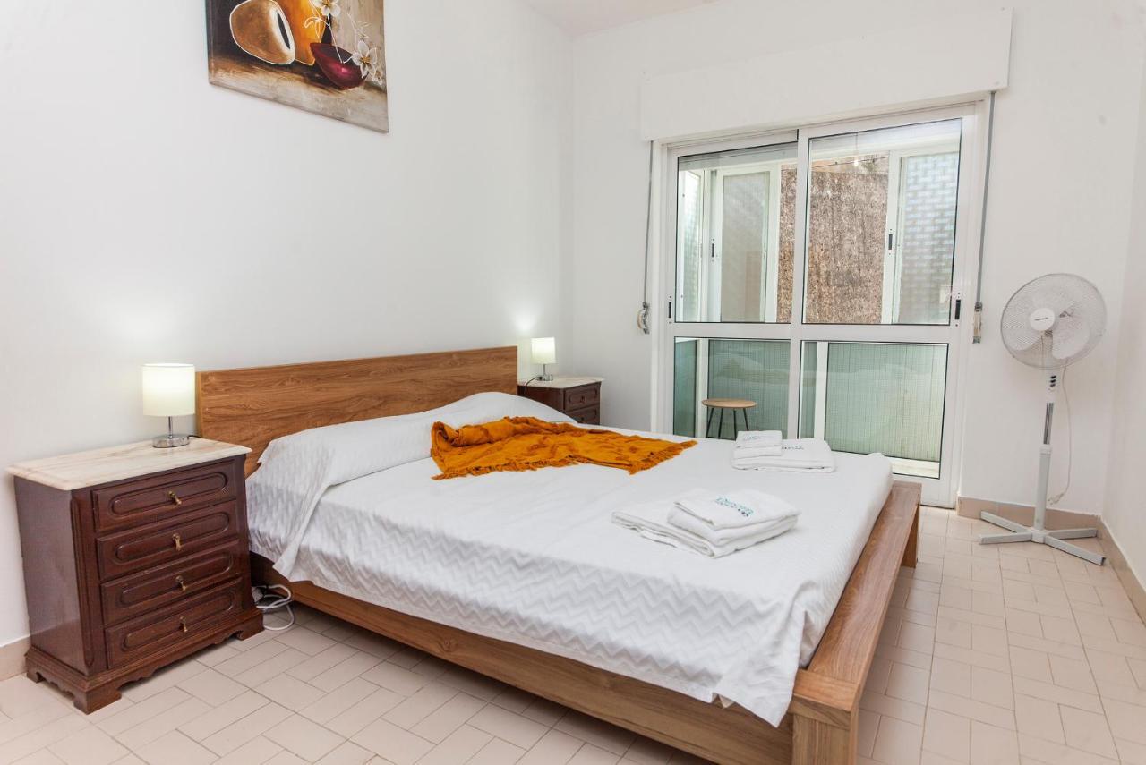 E - Local Da Trindade Guesthouse Lagos Room photo